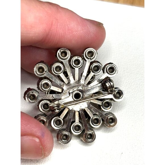 Vintage Rhinestone Brooch Pin With Box - Picture 6 of 6